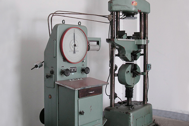 Drawing machine